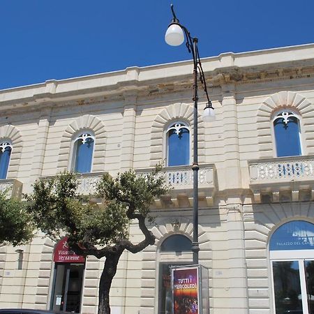 Palazzo Del Cavaliere Bed & Breakfast Gallipoli Exterior photo
